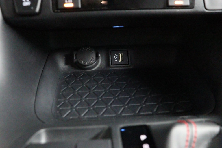 Toyota RAV4 - 2.5 Plug-in Hybrid AWD Style 63