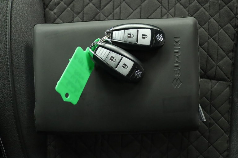 Suzuki Vitara - 1.4 Boosterjet Style Smart Hybrid 11