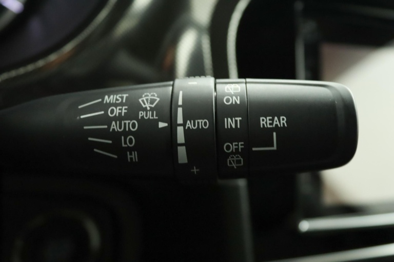 Suzuki Vitara - 1.4 Boosterjet Style Smart Hybrid 32