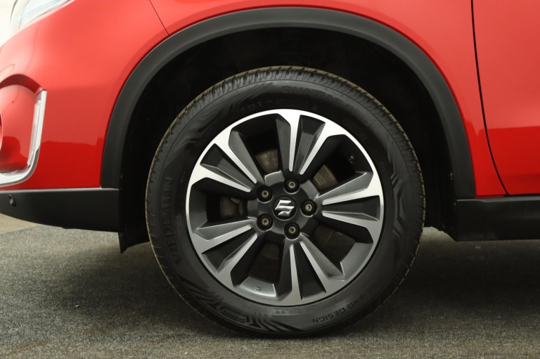 Suzuki Vitara - 1.4 Boosterjet Style Smart Hybrid 39