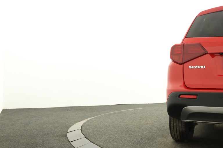 Suzuki Vitara - 1.4 Boosterjet Style Smart Hybrid 41