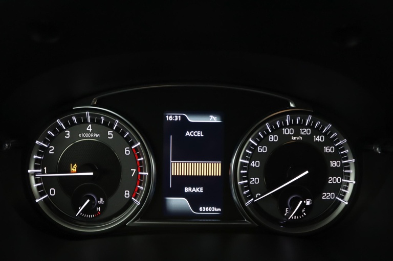 Suzuki Vitara - 1.4 Boosterjet Style Smart Hybrid 55