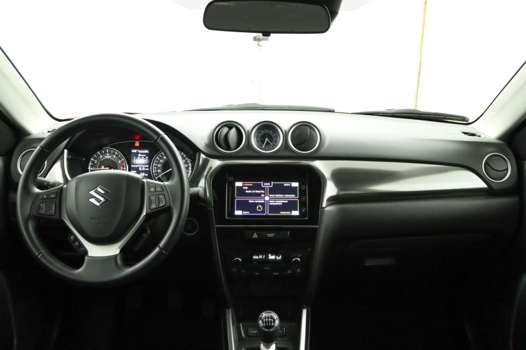 Suzuki Vitara - 1.4 Boosterjet Style Smart Hybrid 63