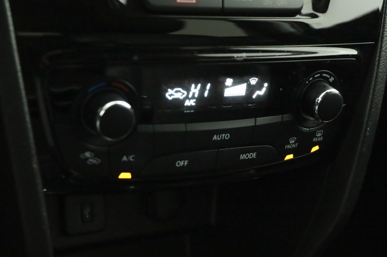 Suzuki Vitara - 1.4 Boosterjet Style Smart Hybrid 7