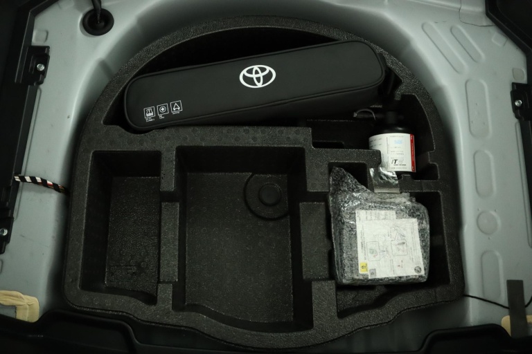 Toyota Yaris Cross - 1.5 Hybrid Active 33