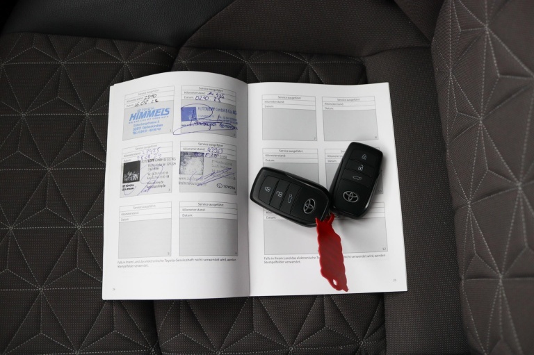 Toyota Yaris Cross - 1.5 Hybrid Adventure 11