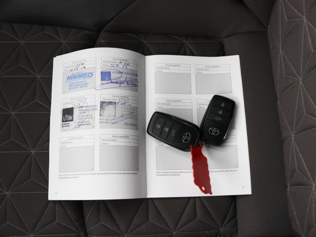 Toyota Yaris Cross - 1.5 Hybrid Adventure