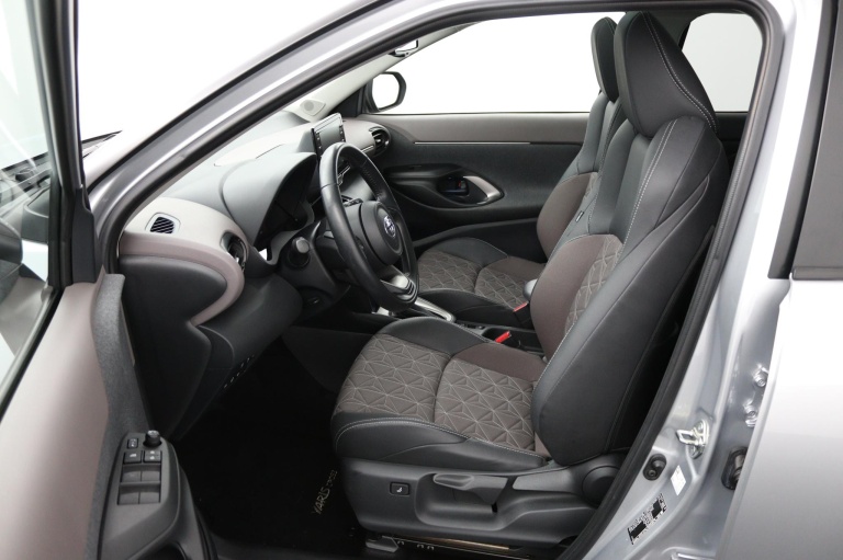 Toyota Yaris Cross - 1.5 Hybrid Adventure 17