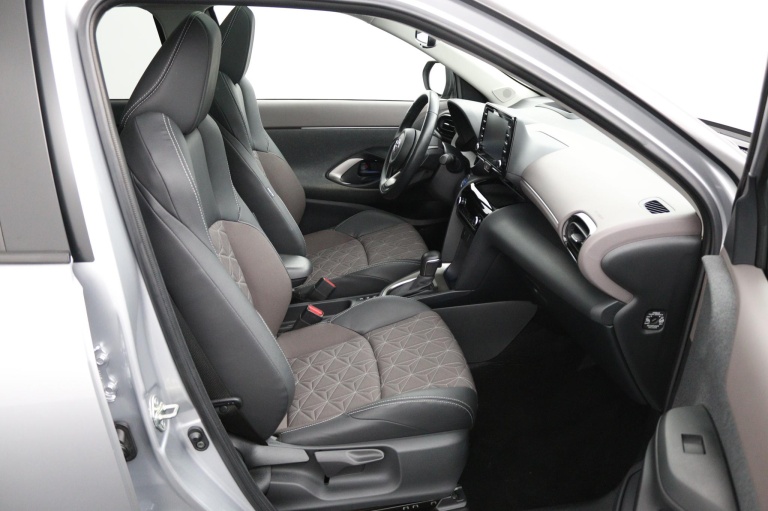 Toyota Yaris Cross - 1.5 Hybrid Adventure 22