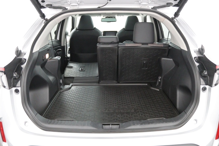 Toyota Yaris Cross - 1.5 Hybrid Adventure 24