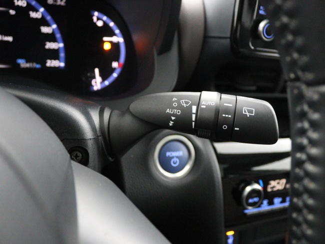 Toyota Yaris Cross - 1.5 Hybrid Adventure