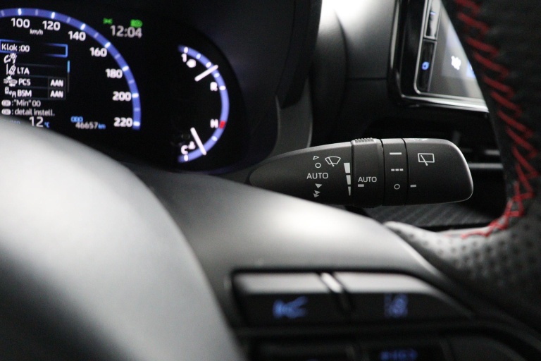 Toyota Yaris Cross - 1.5 Hybrid GR Sport 30