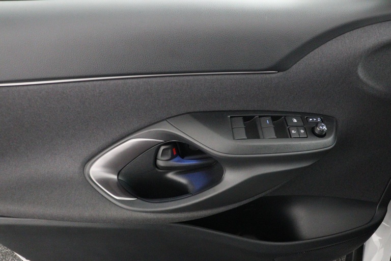 Toyota Yaris Cross - 1.5 Hybrid GR Sport 42