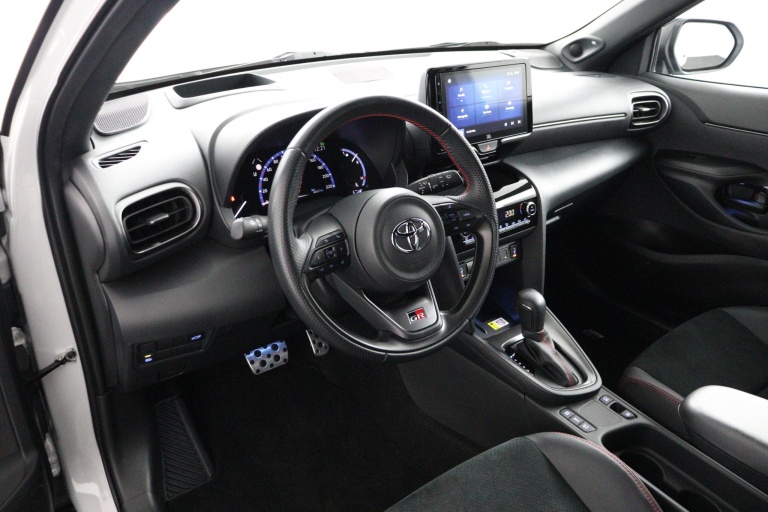 Toyota Yaris Cross - 1.5 Hybrid GR Sport 62
