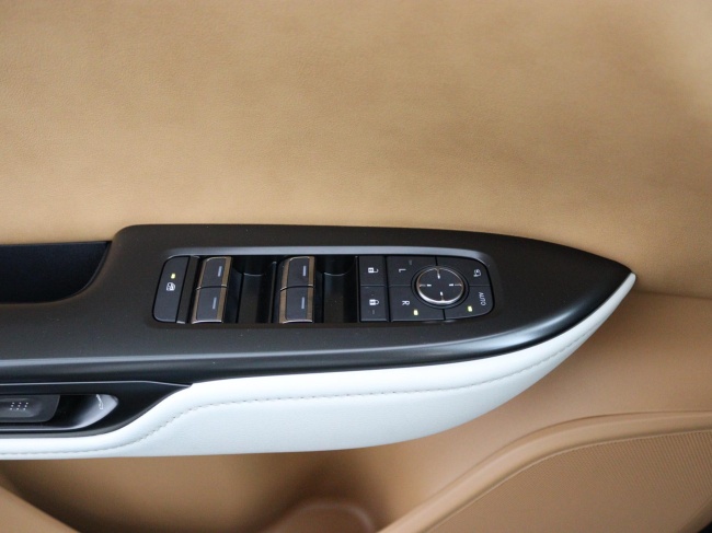 Lexus RZ - 350e Luxury Line 77 kWh