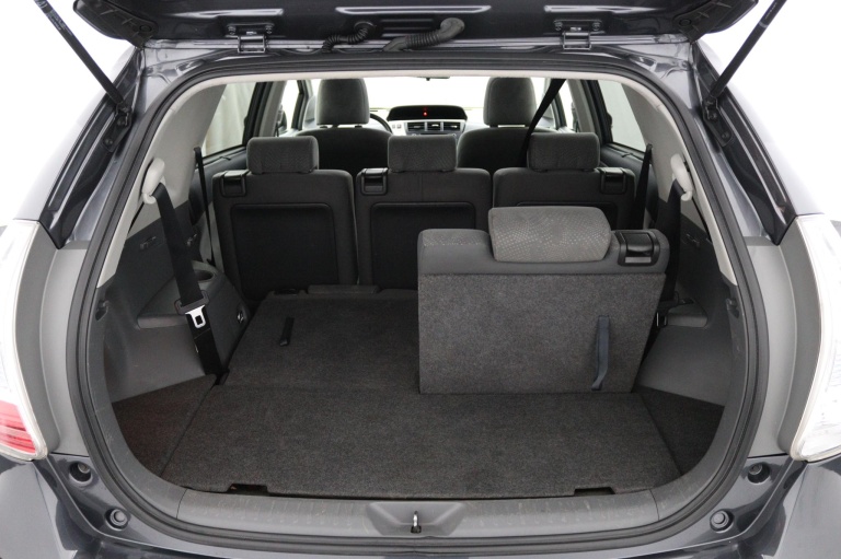 Toyota Prius Wagon - 1.8 Aspiration Limited 24