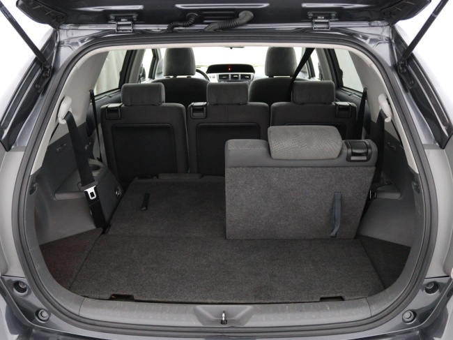 Toyota Prius Wagon - 1.8 Aspiration Limited