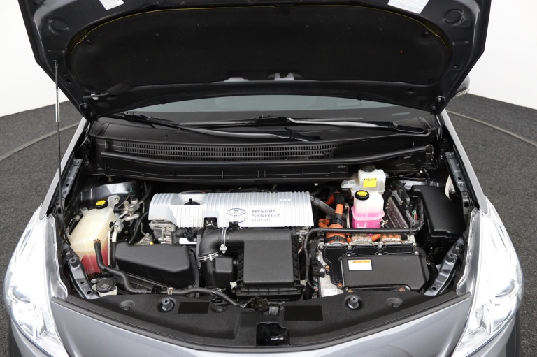 Toyota Prius Wagon - 1.8 Aspiration Limited 36