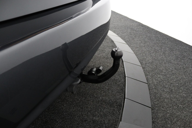 Toyota Prius Wagon - 1.8 Aspiration Limited 37