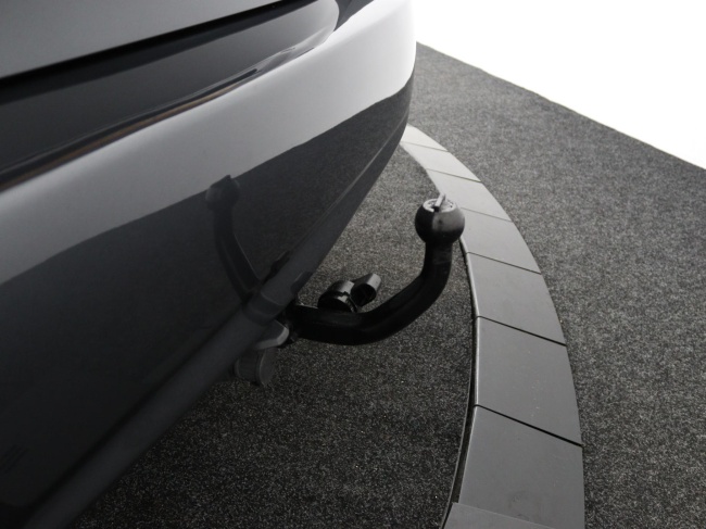 Toyota Prius Wagon - 1.8 Aspiration Limited