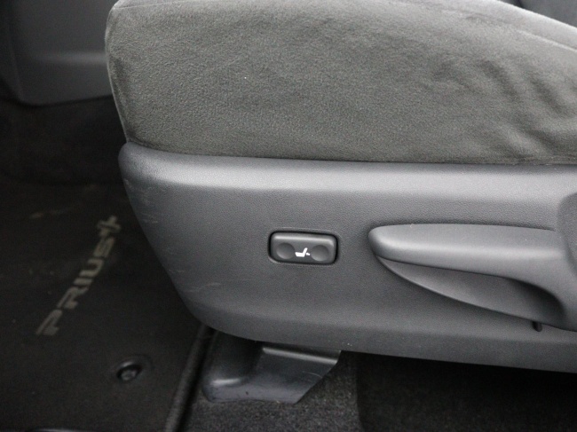 Toyota Prius Wagon - 1.8 Aspiration Limited