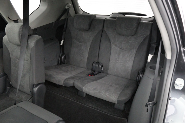 Toyota Prius Wagon - 1.8 Aspiration Limited 42