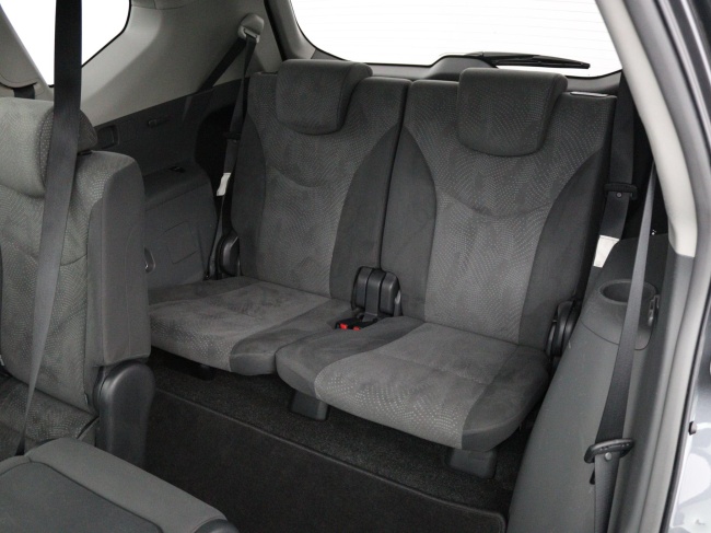 Toyota Prius Wagon - 1.8 Aspiration Limited