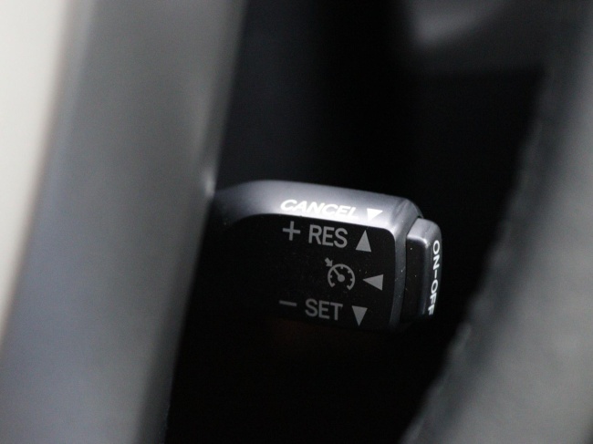 Toyota Prius Wagon - 1.8 Aspiration Limited