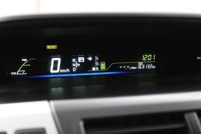 Toyota Prius Wagon - 1.8 Aspiration Limited 6