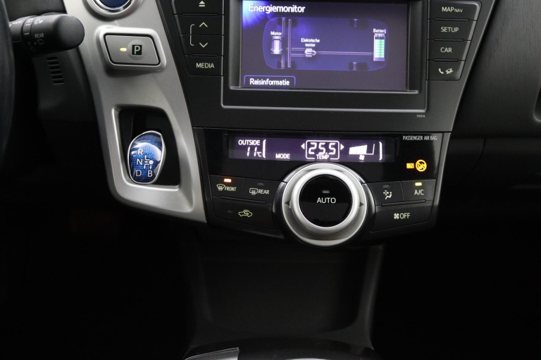 Toyota Prius Wagon - 1.8 Aspiration Limited 7