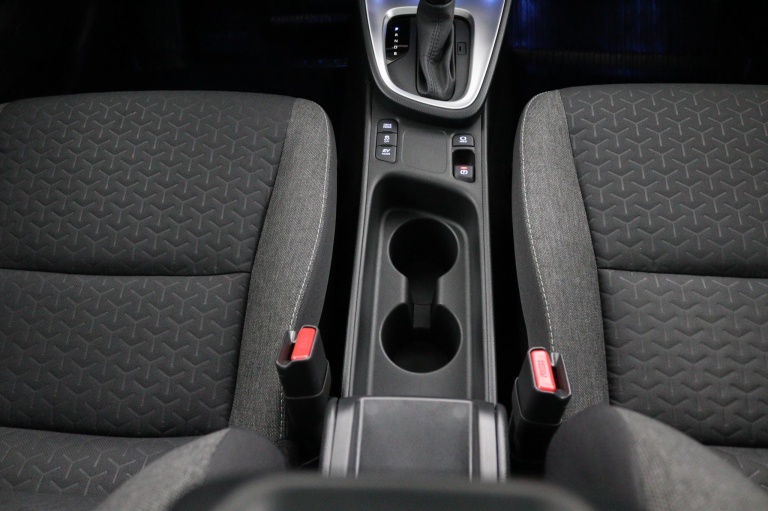 Toyota Yaris Cross - 1.5 Hybrid Dynamic Plus 27