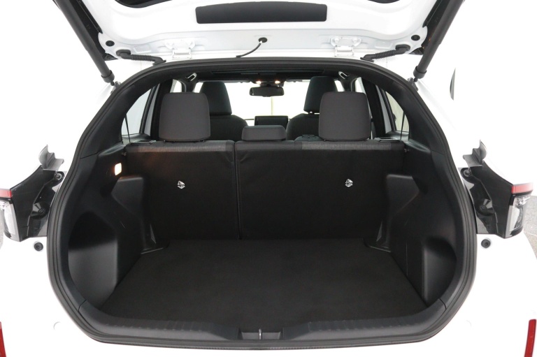 Toyota Yaris Cross - 1.5 Hybrid Dynamic Plus 29