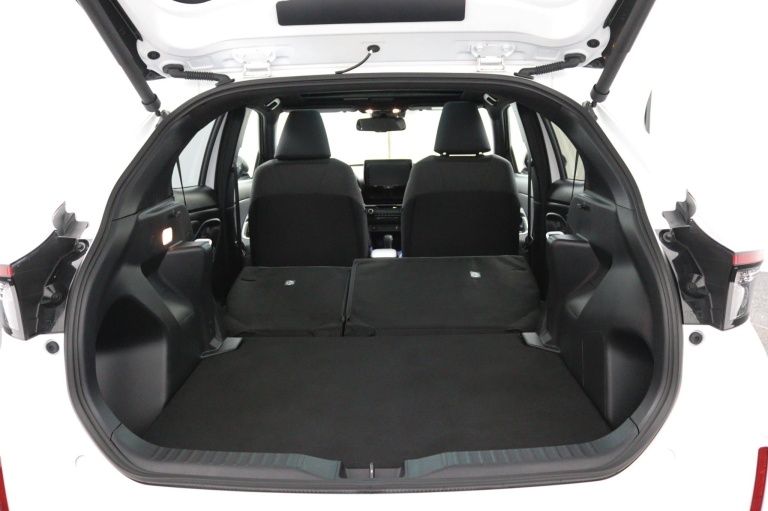 Toyota Yaris Cross - 1.5 Hybrid Dynamic Plus 30