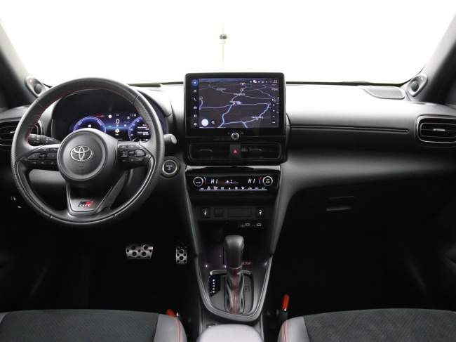 Toyota Yaris Cross - 1.5 Hybrid 130 GR SPORT