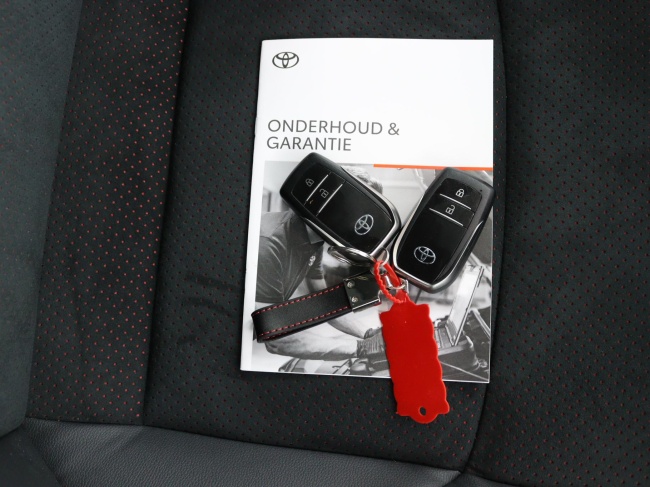 Toyota Yaris Cross - 1.5 Hybrid 130 GR SPORT