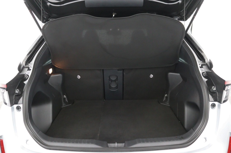 Toyota Yaris Cross - 1.5 Hybrid 130 GR SPORT 28