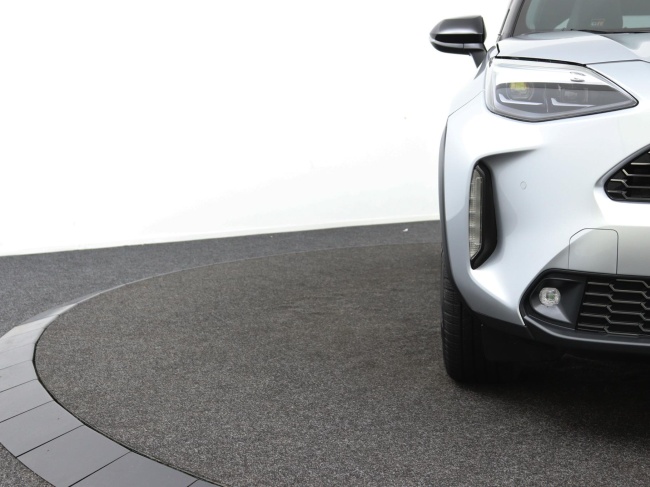 Toyota Yaris Cross - 1.5 Hybrid 130 GR SPORT