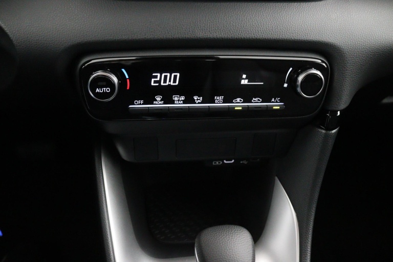 Toyota Yaris - 1.5 Hybrid 115 Comfort 13