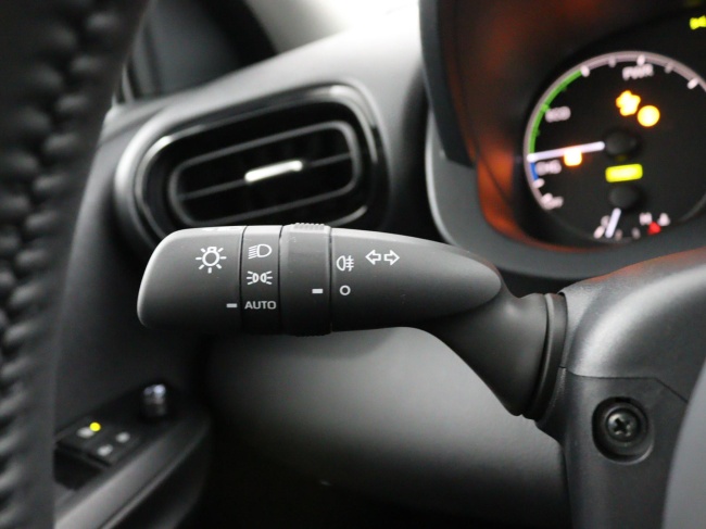 Toyota Yaris - 1.5 Hybrid 115 Comfort