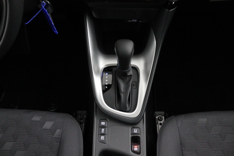 Toyota Yaris - 1.5 Hybrid 115 Comfort 20