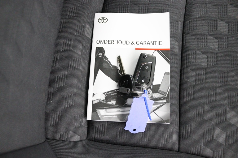 Toyota Yaris - 1.5 Hybrid 115 Comfort 22