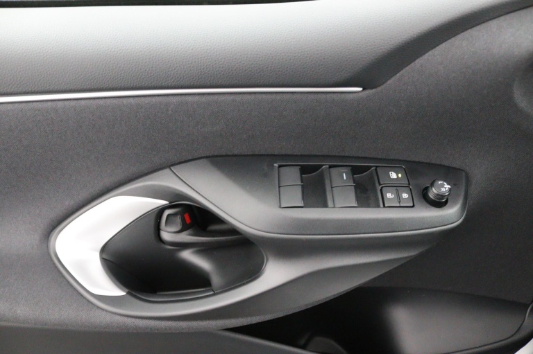 Toyota Yaris - 1.5 Hybrid 115 Comfort 26