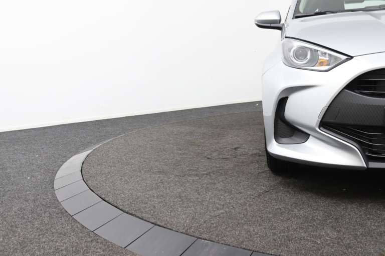 Toyota Yaris - 1.5 Hybrid 115 Comfort 30