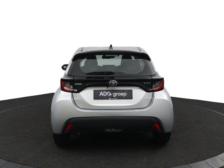 Toyota Yaris - 1.5 Hybrid 115 Comfort 8