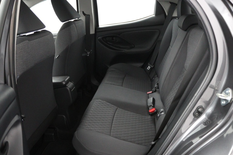 Toyota Yaris - 1.5 Hybrid Dynamic 18