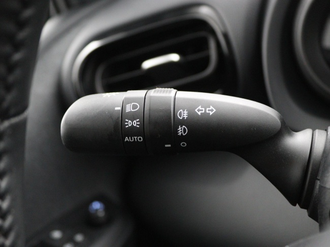 Toyota Yaris - 1.5 Hybrid Dynamic