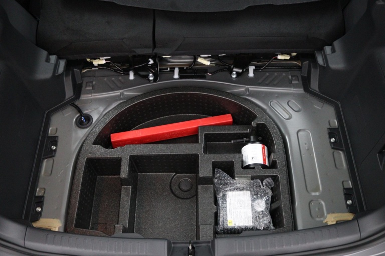 Toyota Yaris - 1.5 Hybrid Dynamic 33