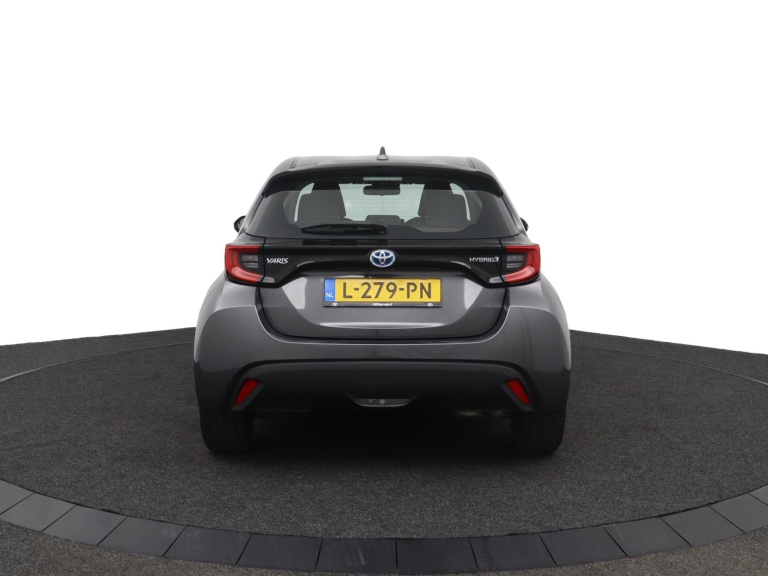 Toyota Yaris - 1.5 Hybrid Dynamic 44
