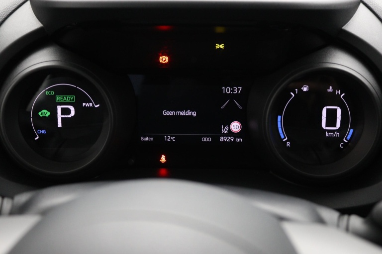 Toyota Yaris - 1.5 Hybrid Dynamic 6