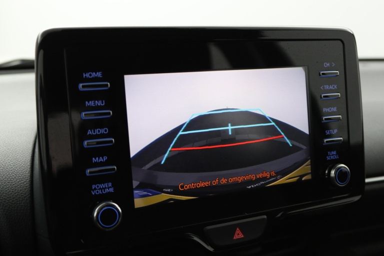 Toyota Yaris - 1.5 Hybrid Dynamic 9